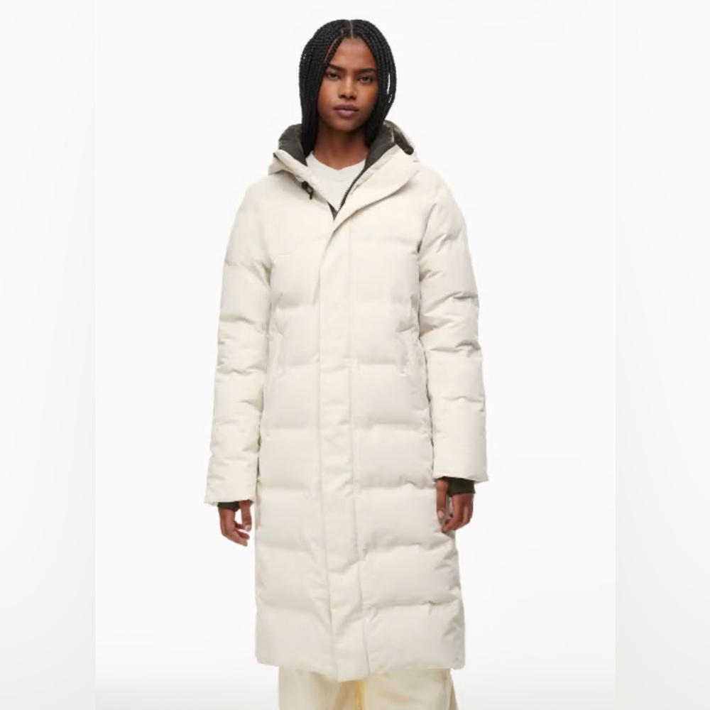 Aritzia Powder Dri Park PEARL WHITE SMALL